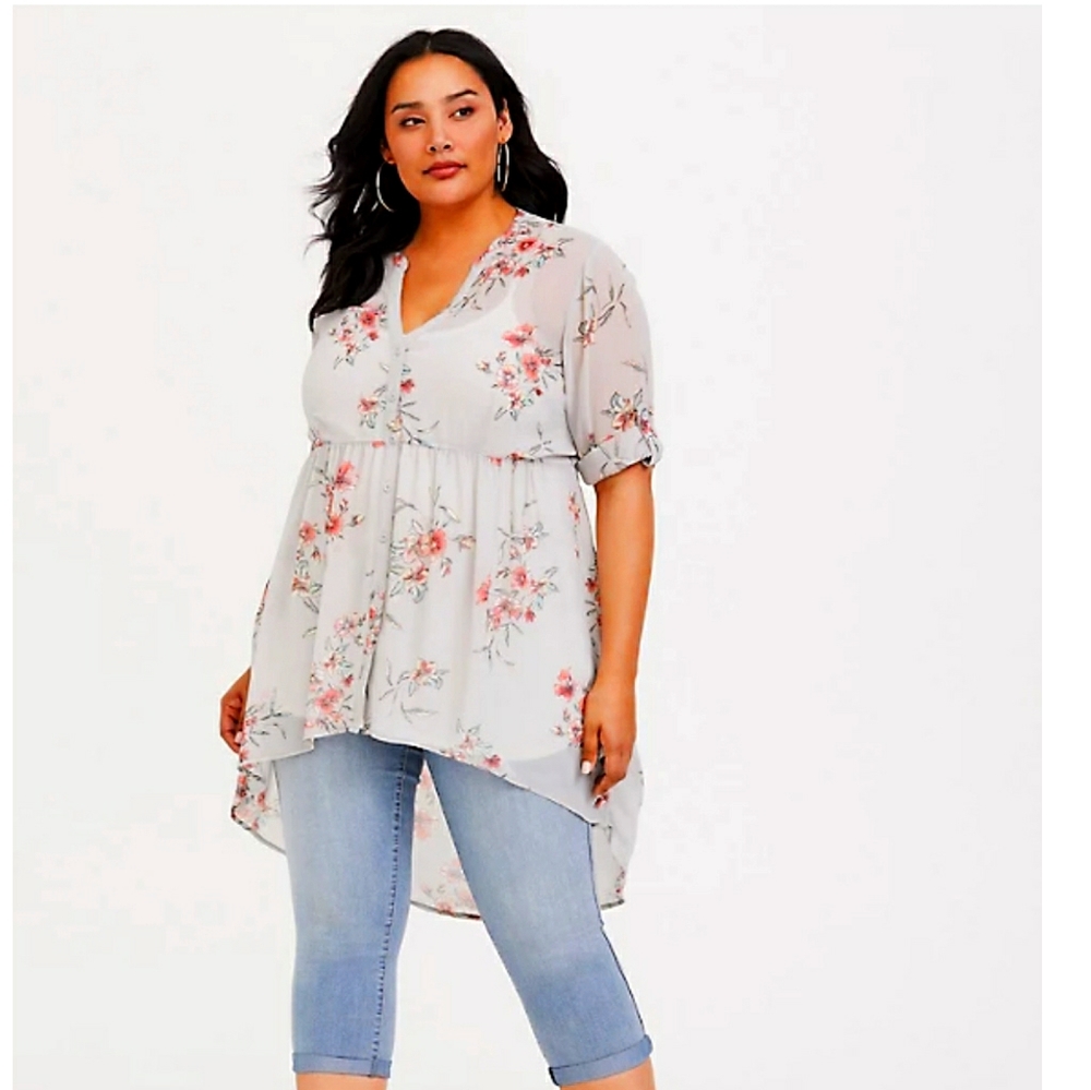Torrid Flowy tunic top, size 2 or plus maternity